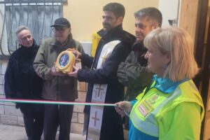Inaugurata la nuova postazione per la defibrillazione precoce a Porto d’Ascoli nell’ambito del progetto “Rotary a Cuore Aperto”